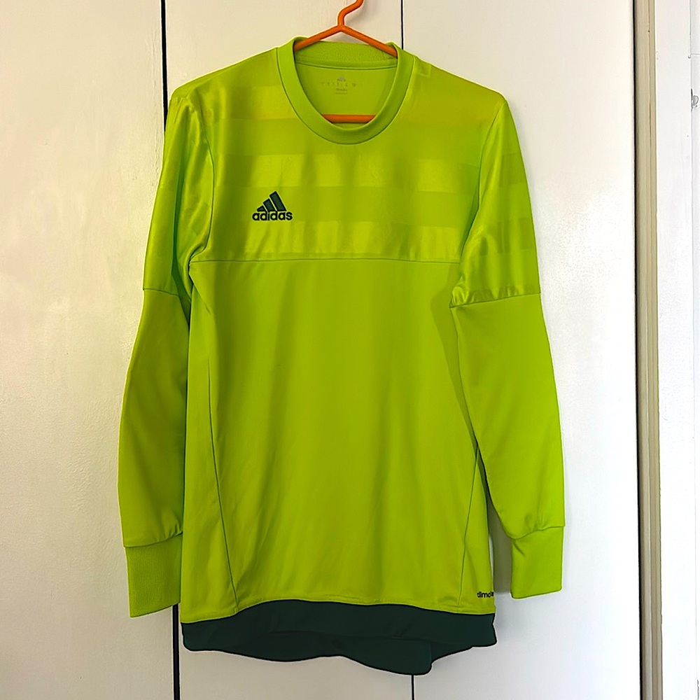 Adidas youth soccer goalie jersey, never worn. My son got a club goalie jersey